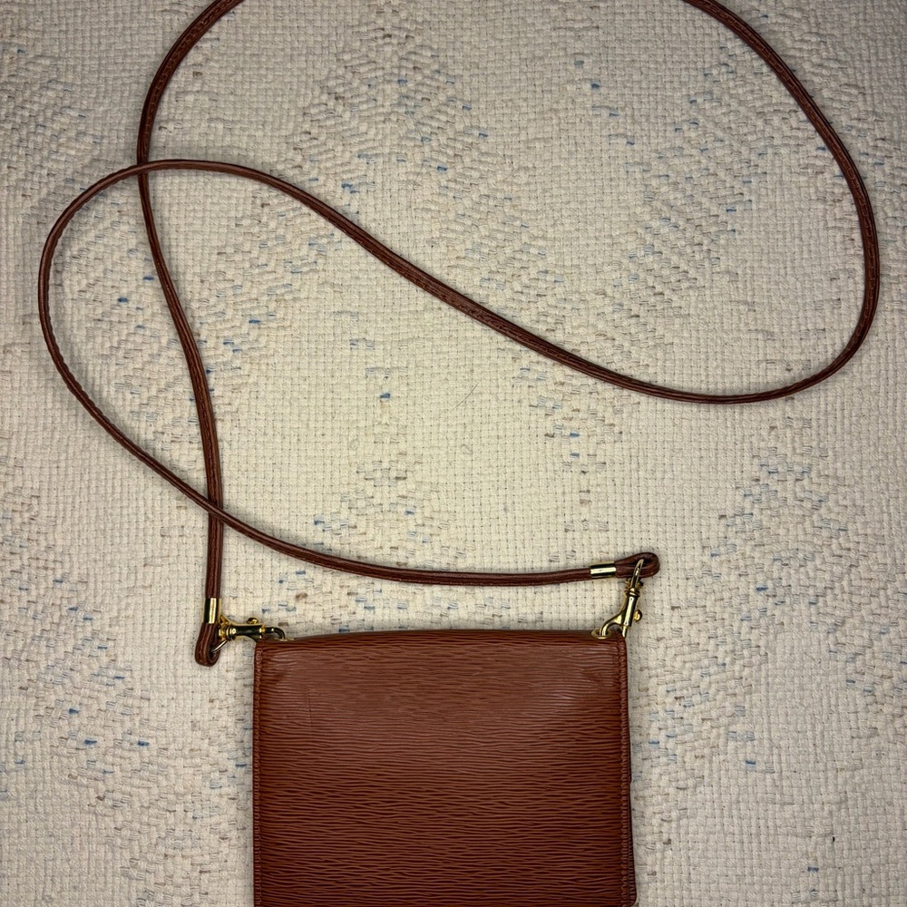 Leather Crossbody Bag in Brown